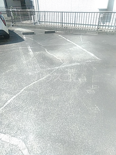 22/26 駐車場