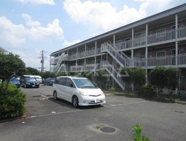 14/23 駐車場