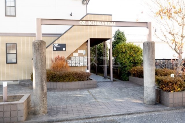 22/29 エントランス