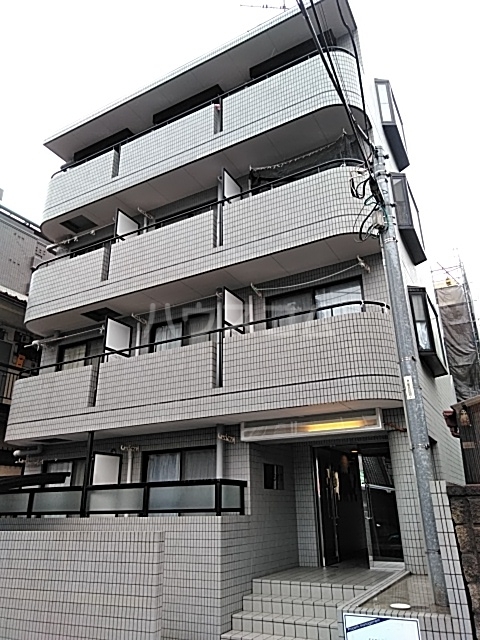 2/10 外観