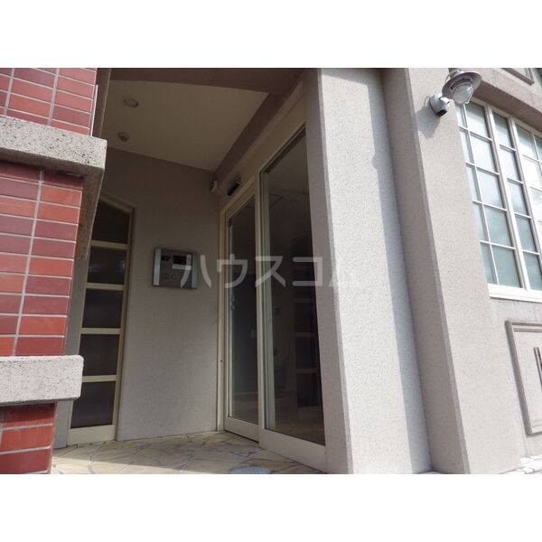 15/17 エントランス