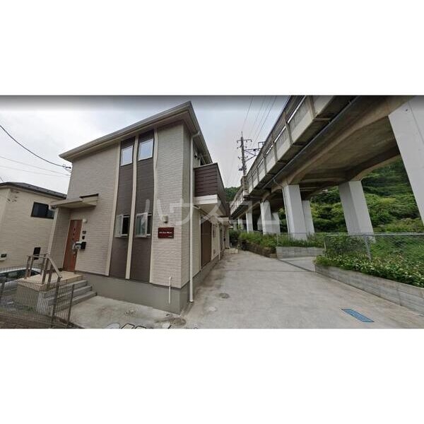 14/26 エントランス