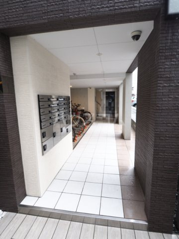 2/5 エントランス