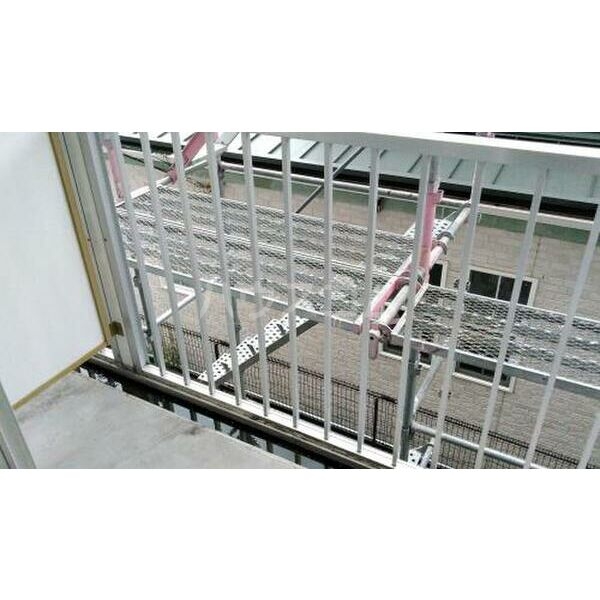 14/28 バルコニー