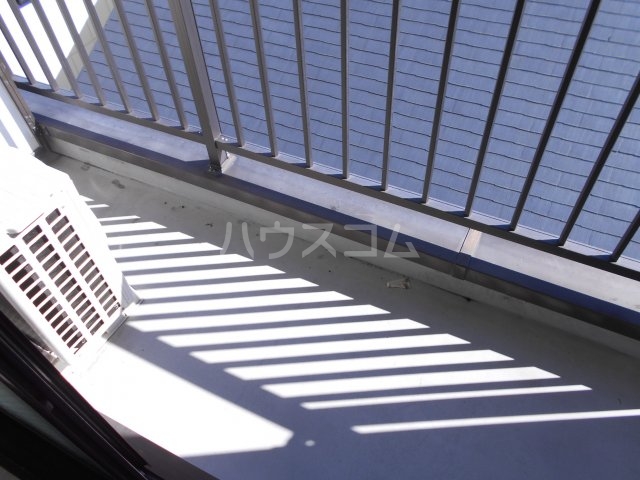 14/23 バルコニー
