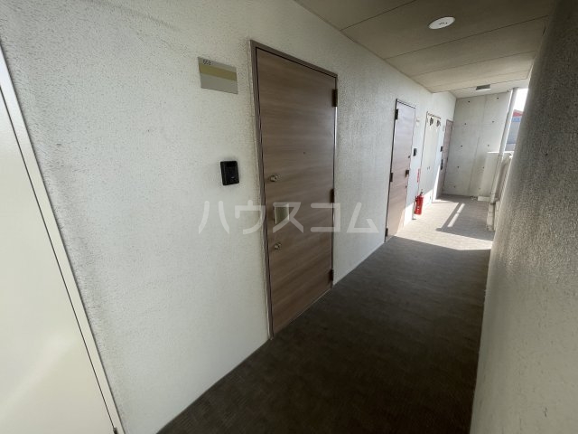 29/30 エントランス