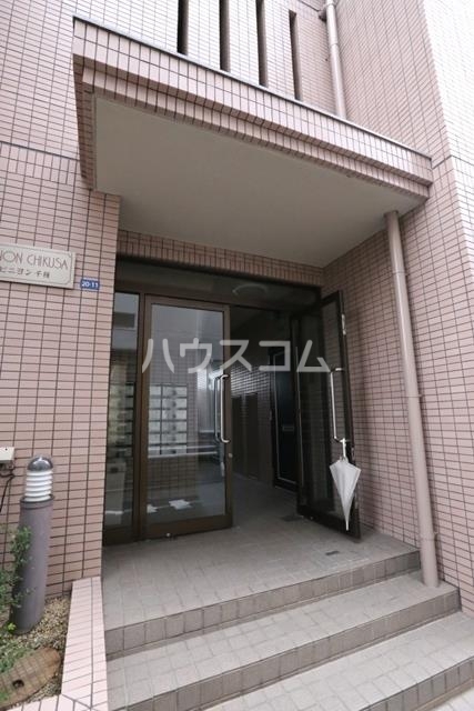 24/30 エントランス