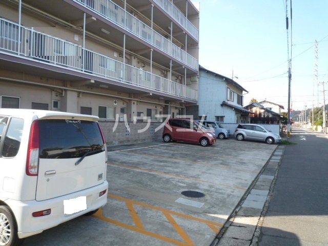 17/22 駐車場