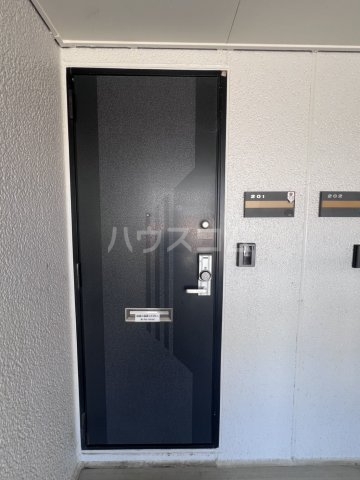 20/29 エントランス