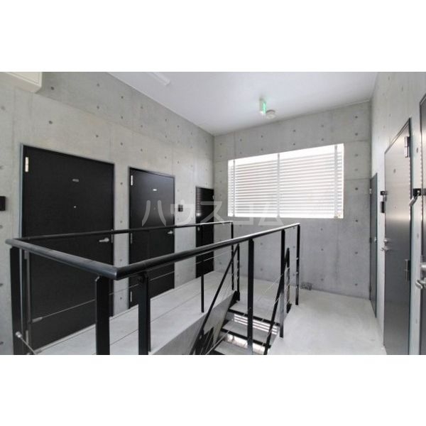 22/24 エントランス