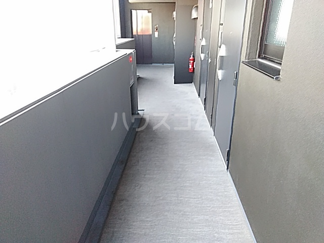 20/28 バルコニー