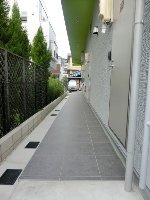 21/29 エントランス