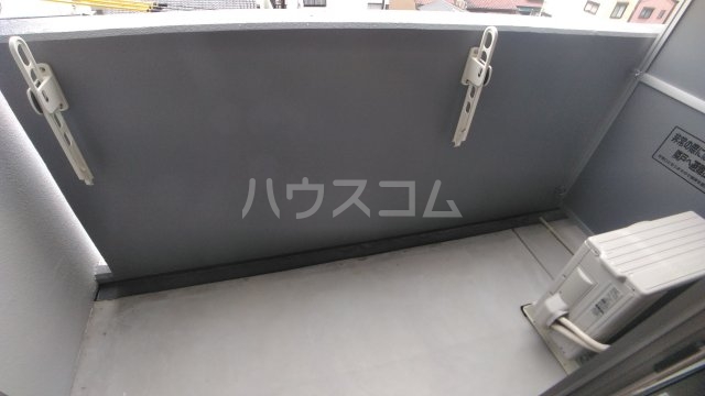 19/27 バルコニー