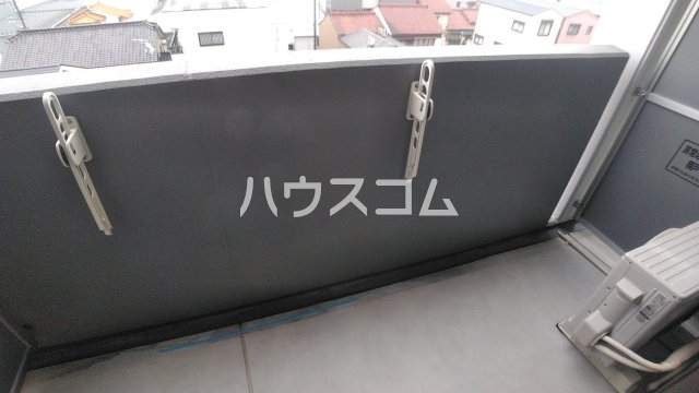 13/22 バルコニー