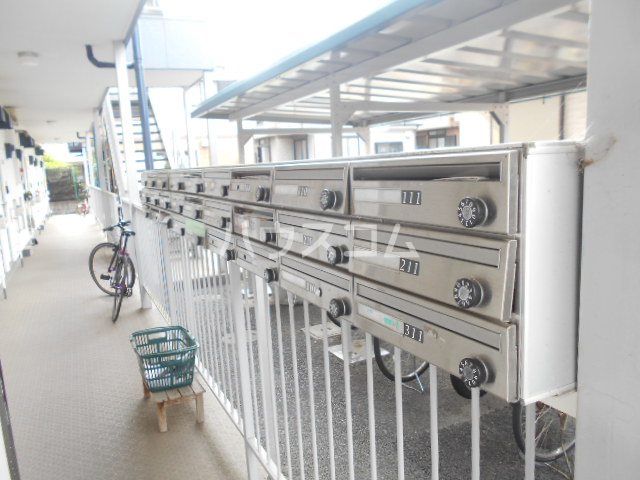 22/30 エントランス