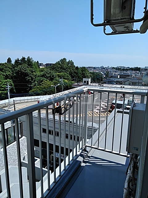19/30 バルコニー