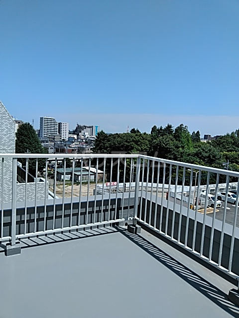 20/30 バルコニー