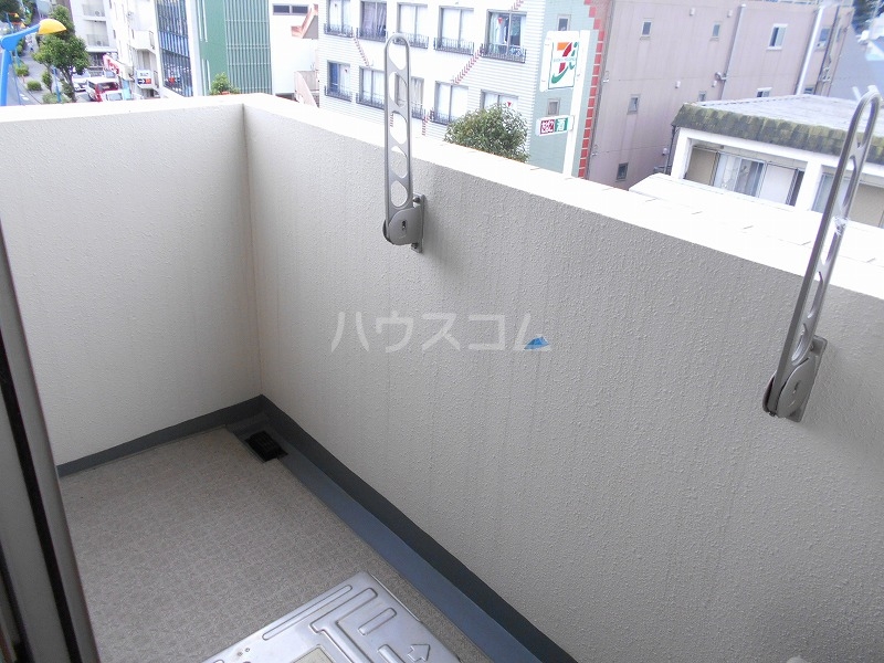 20/30 バルコニー