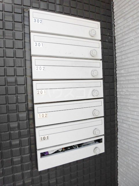 3/8 エントランス