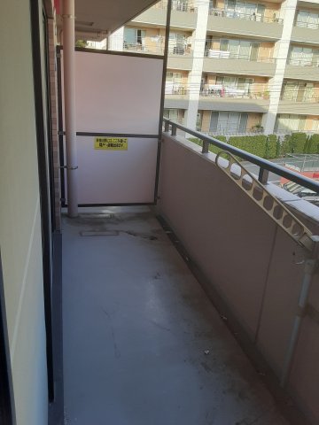 17/23 バルコニー