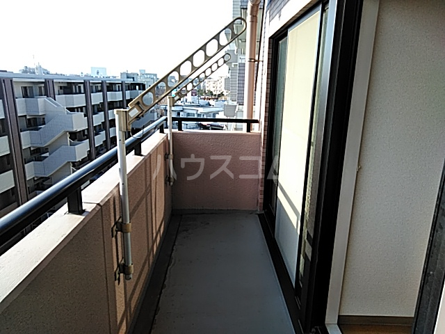 23/30 バルコニー