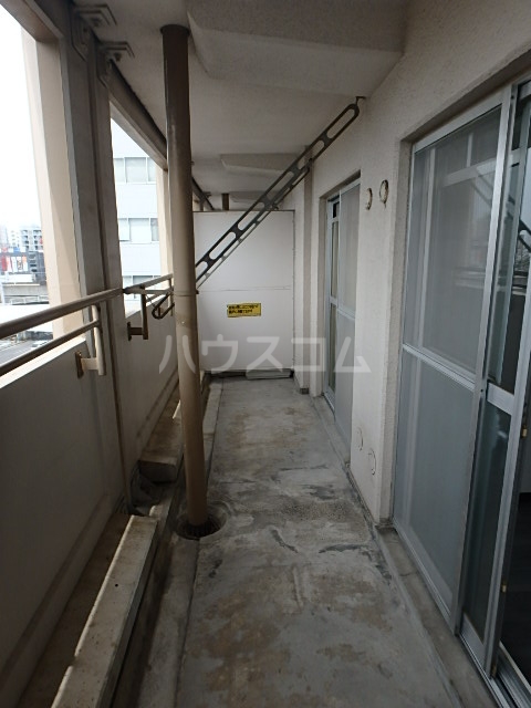 15/26 バルコニー