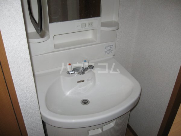 13/30 洗面