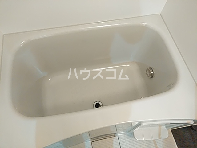 13/30 浴室