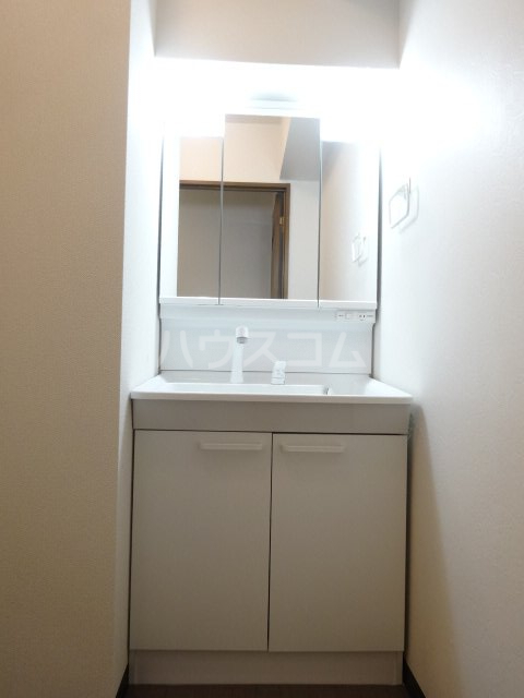 18/30 洗面