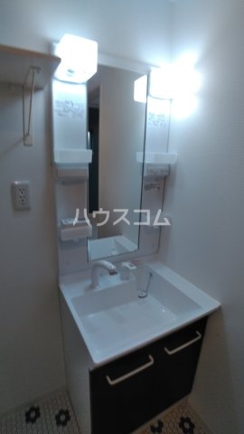 17/30 洗面