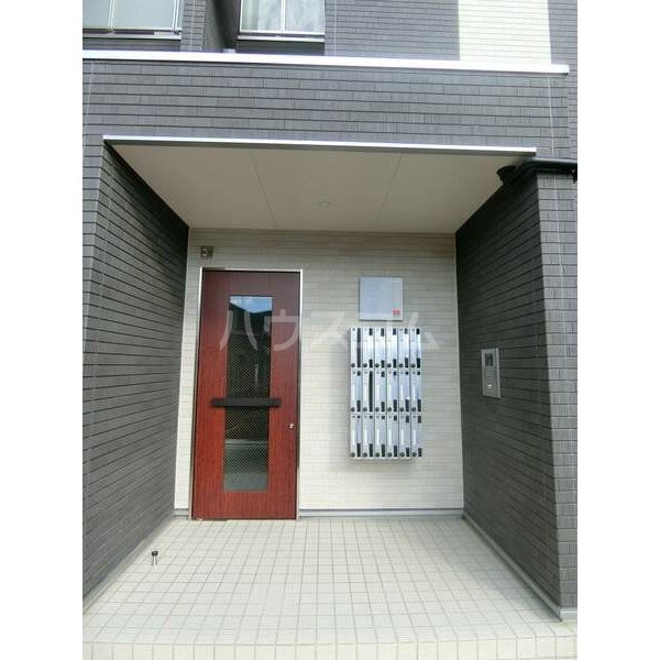 14/21 エントランス