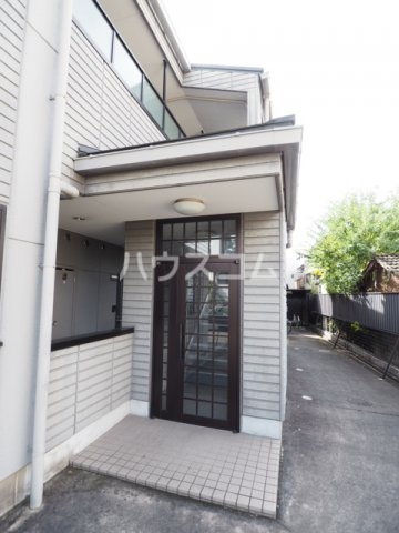 17/26 エントランス