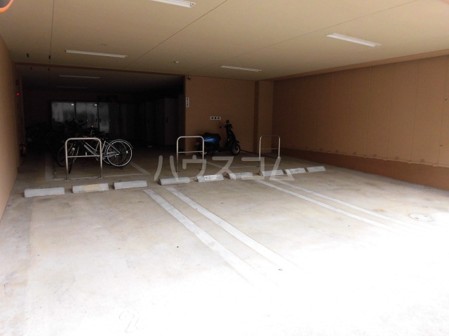 19/26 駐車場