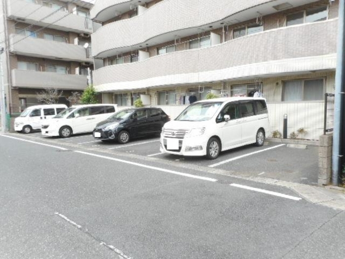 15/24 駐車場