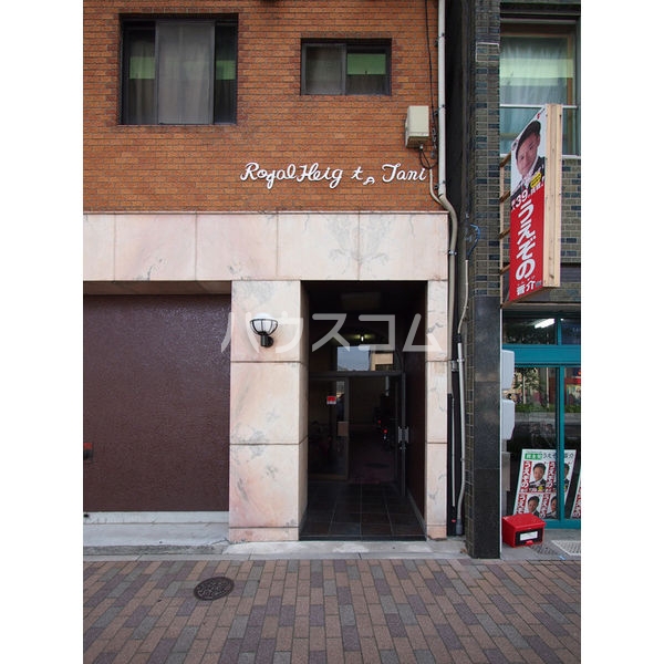 15/18 エントランス