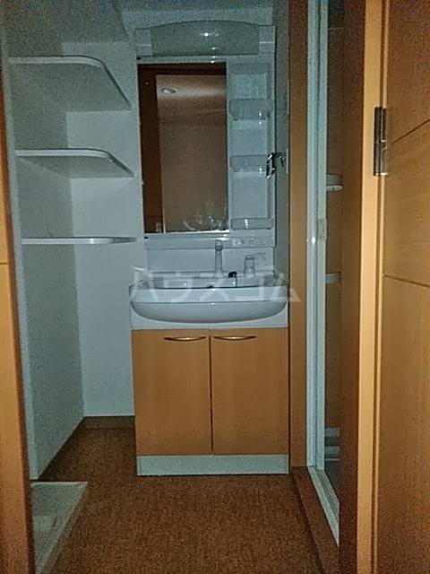 17/30 洗面