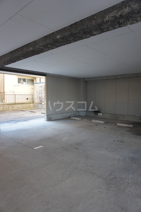 17/24 駐車場