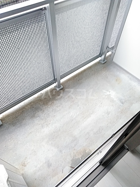 17/30 バルコニー