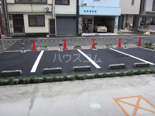 18/20 駐車場