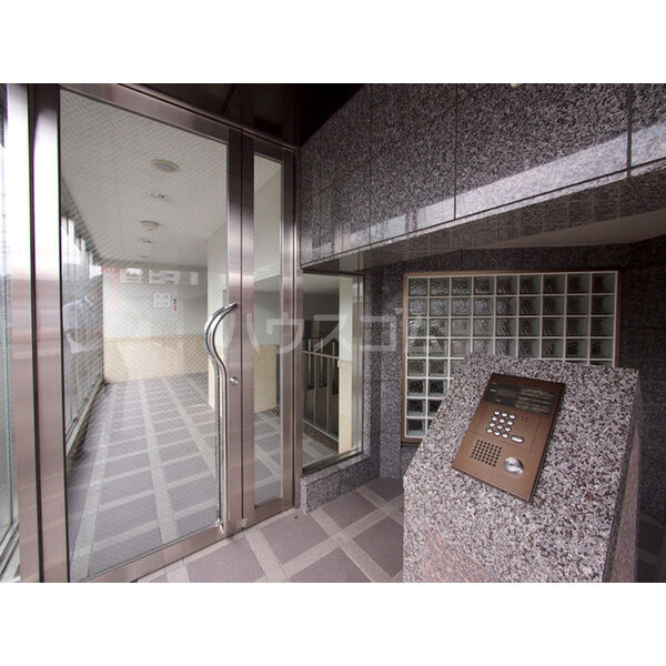 2/11 エントランス