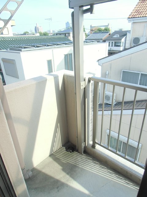 18/24 バルコニー