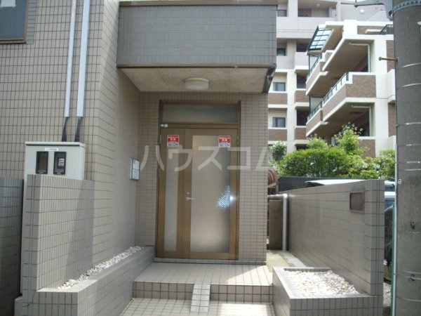 16/24 エントランス