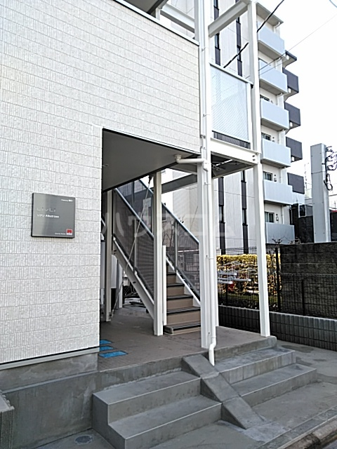 2/30 外観
