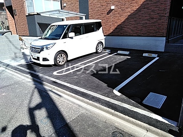 22/25 駐車場