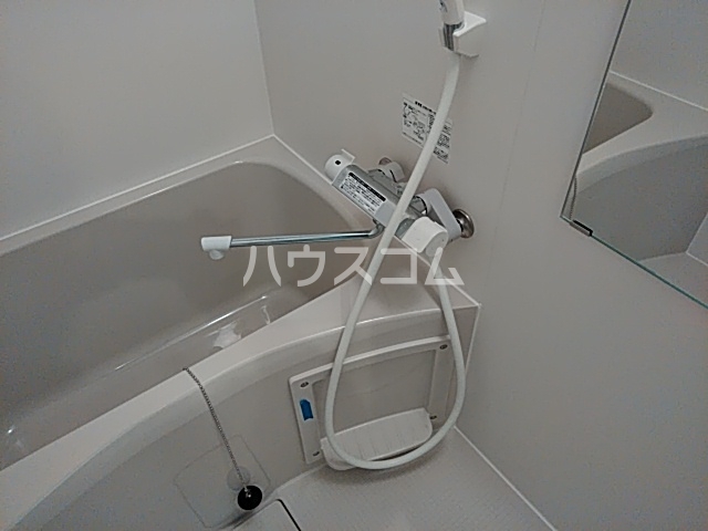 14/25 浴室