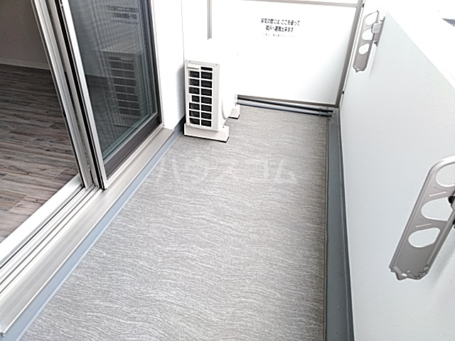 20/30 バルコニー