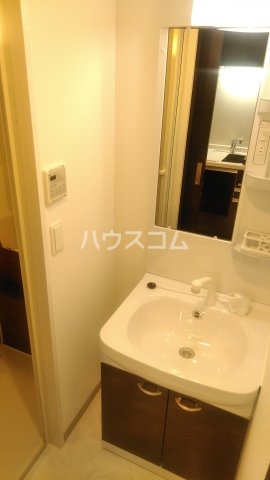 13/28 洗面