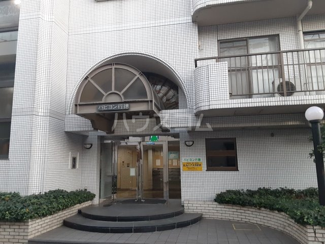 19/29 エントランス