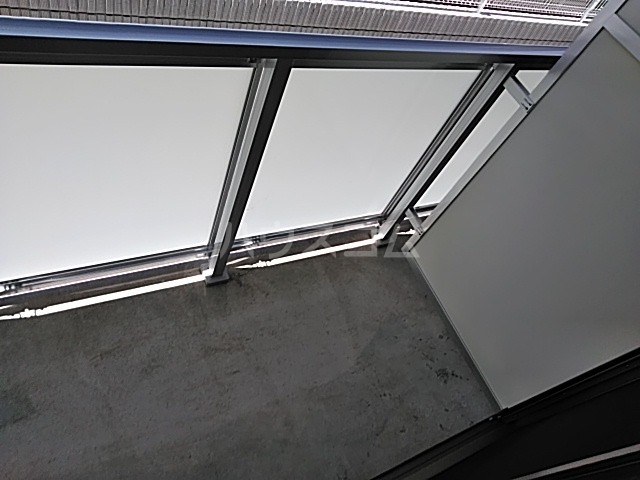 19/30 バルコニー