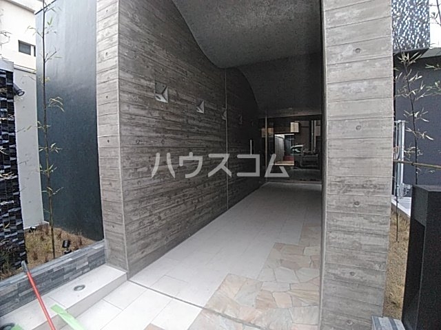 15/25 エントランス